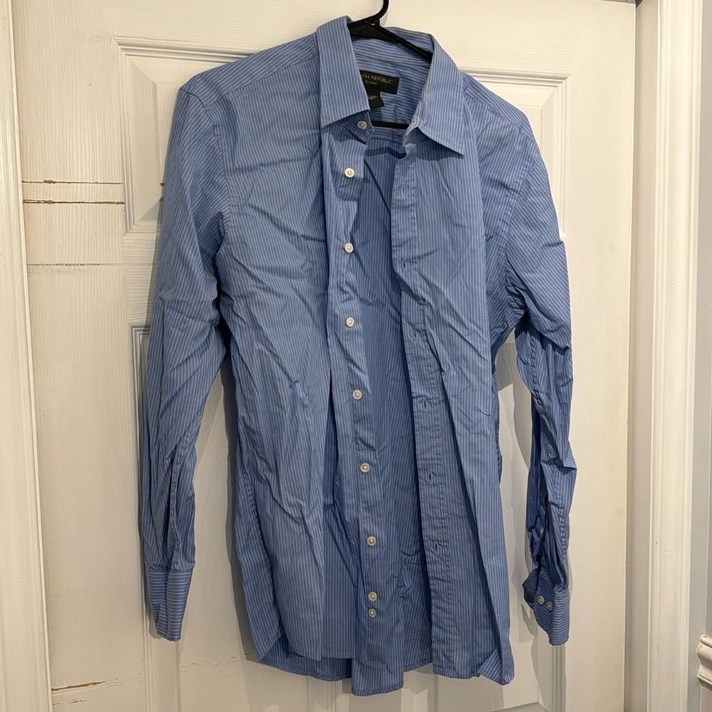 💚3/$10 Banana Republic Men’s Blue Stripped Button Down Shirt Size Large